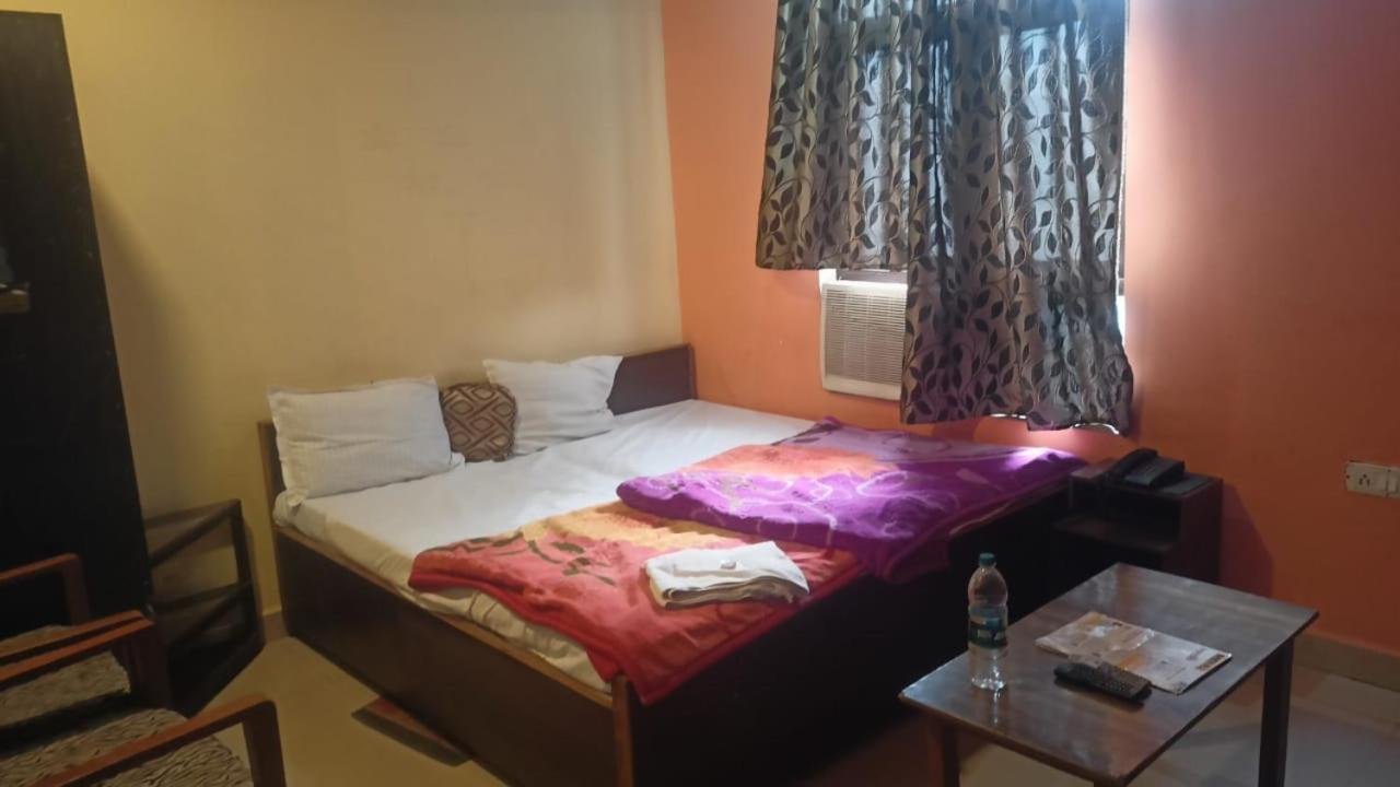 Hotel Shyam Utsav Mirzāpur المظهر الخارجي الصورة